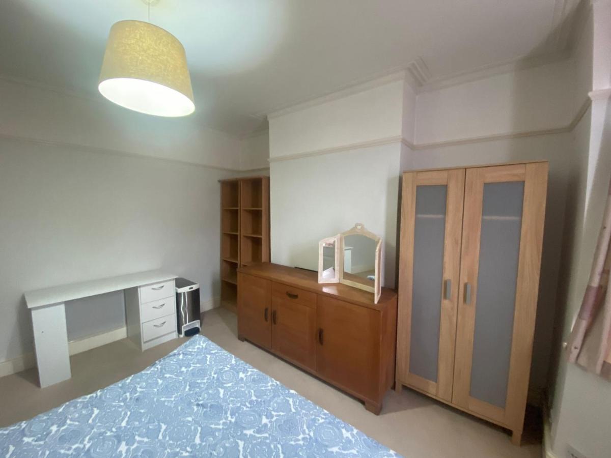 Nharakat Mansion Apartamento Southampton Exterior foto